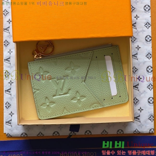 #���̺��� ī������ �ι� ī�� Ȧ�� M25702-101