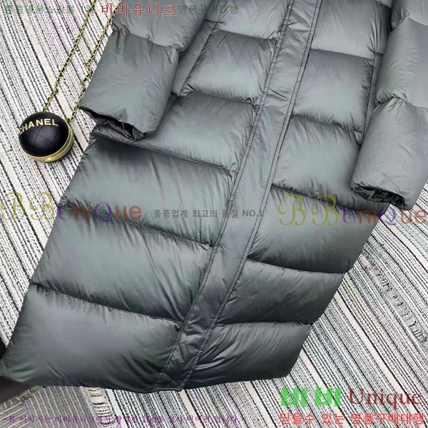 ���� ��**�� �ٿ� �е� MAXM2120544-2