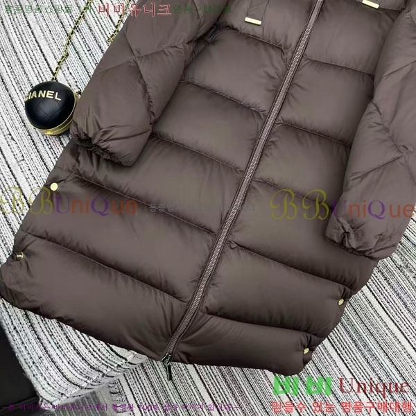 ���� ��**�� �ٿ� �е� MAXM2120544-8