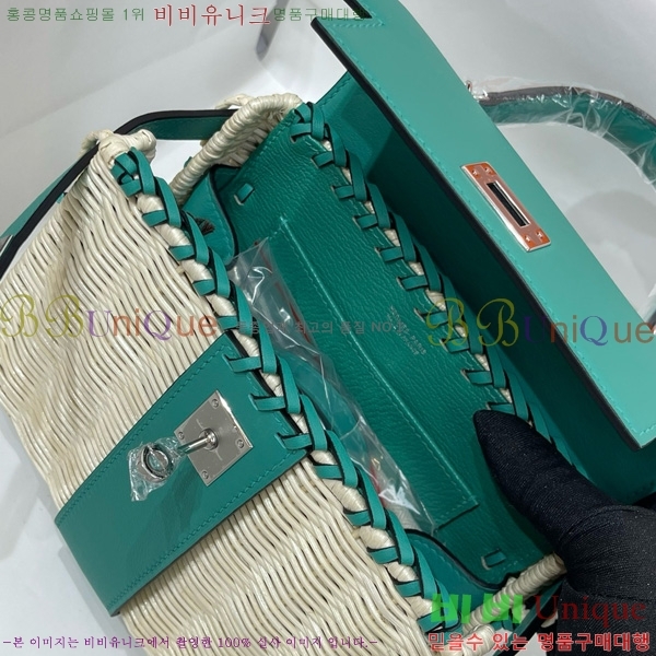 #�����޽� ��ũ�� �̸� 20 H305771-108 (����ǰ)