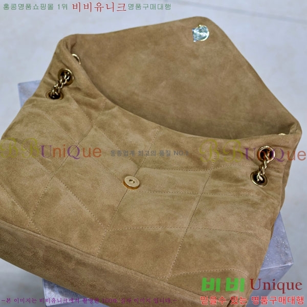 #ζ ̵  Ǫ ̵  577475-204