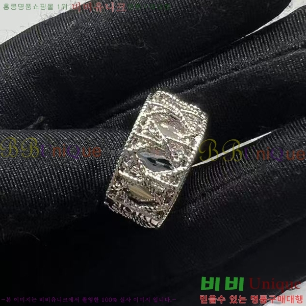 ��� ���� D85001322-6