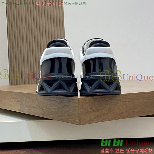 ���� ����� ����Ŀ�� P9990254-4