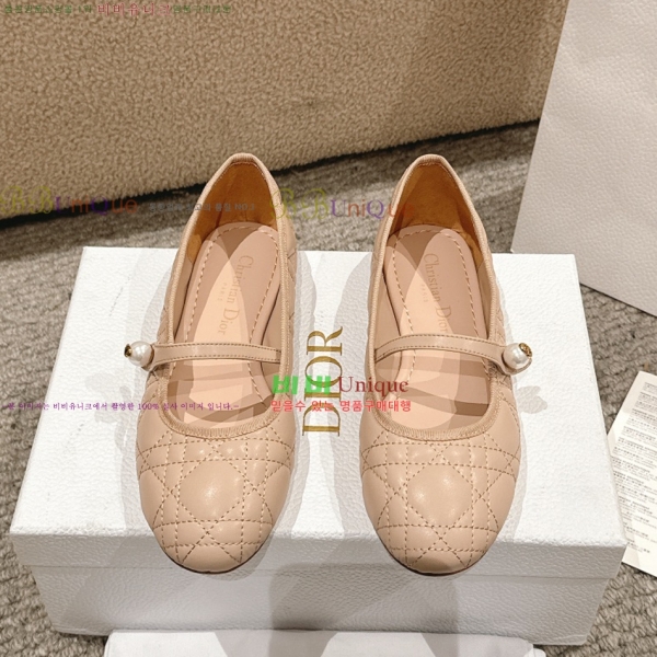 ��� �޸����� �÷����� 28DL2592612-6