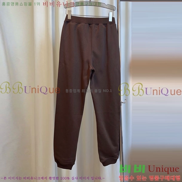 ���� ��**�� ���� MAXM144560-4