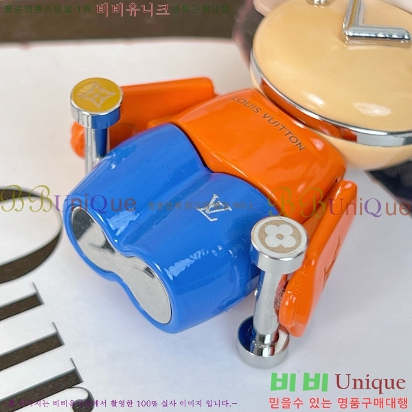 #���̺��� ��� �� �� M1990-8