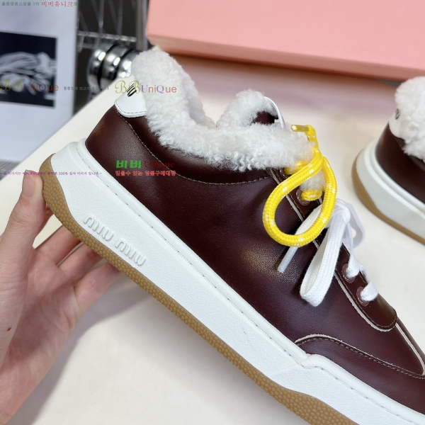 ���� �̿�̿� �þ �� ����Ŀ�� 36MU25101611-5