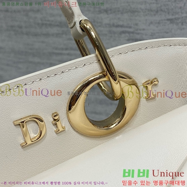 # ٺ  žڵ M0737-103