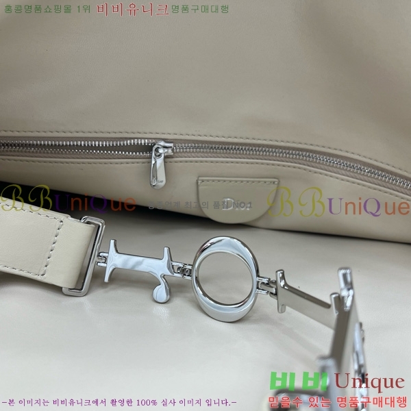 # ʼ ش JONATHAN ANDERSON ȣ M856325-3