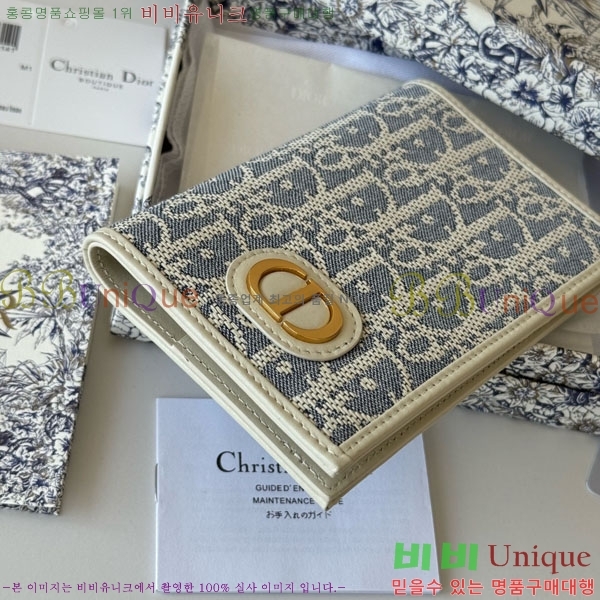 #��� 30 Montaigne ���� ���̽� S2353-403