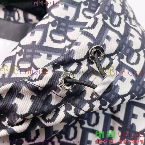 ���� ��� �ٿ� �ĵ� ��Ʈ �е� DO879789-1