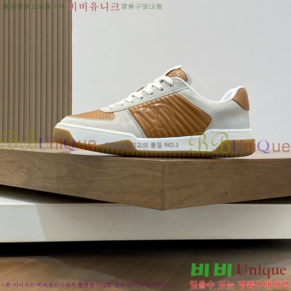 ���� �߷�Ƽ�� ����Ŀ�� VA08442-1