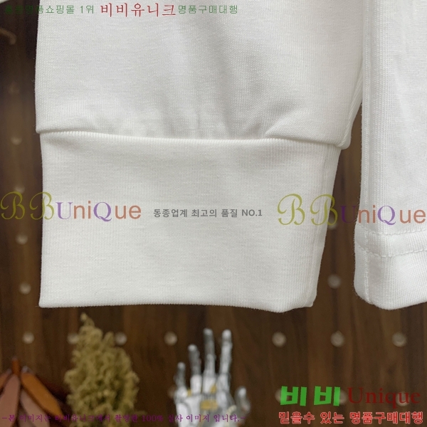 ���� �̿�̿� ���� Ƽ���� M97402-3