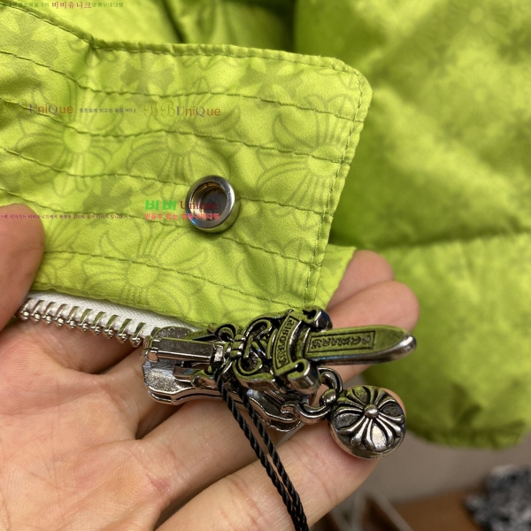 ���� ũ��*�� �ٿ� ��Ʈ �е� 61CH2511124-4