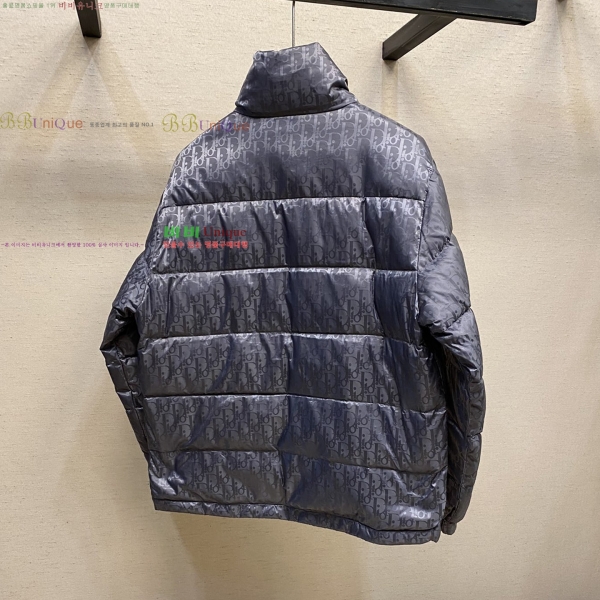 ���� ��* �ٿ� ��Ʈ �е� 61DR2511125-5