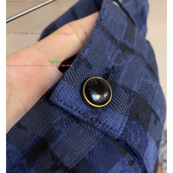 ���� ����*�� ���� ���� ���� 77LV2511129-1