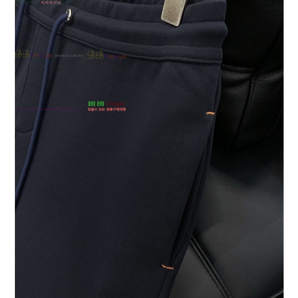 ���� ����*�� Ʈ���̴� ��� ���� 24HE2512278-4 ���̺�