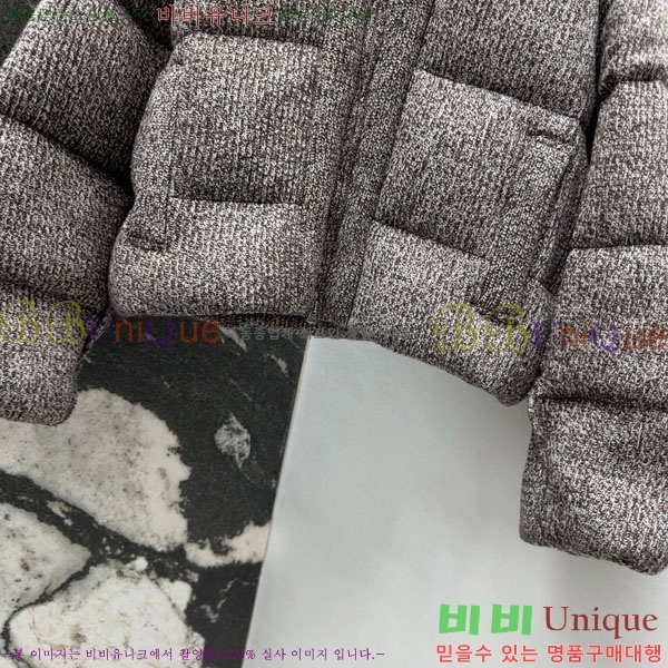 ���� ���ڷ� ��ġ�ڸ� �ٿ� �е� BC3224530-6