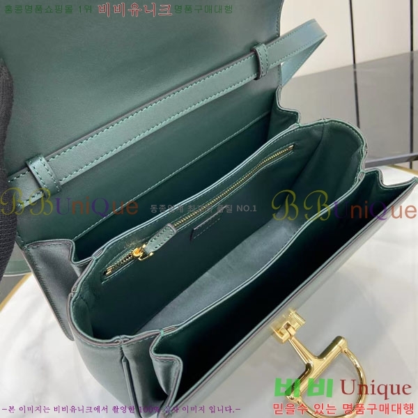 #���� �ÿ��� �̵�� ž �ڵ�� 855535-102