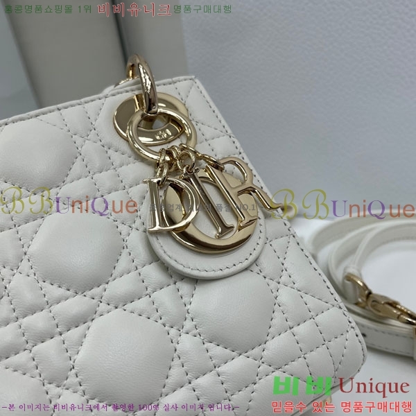 #��� ���� ���̵�� �̴� M0057-106