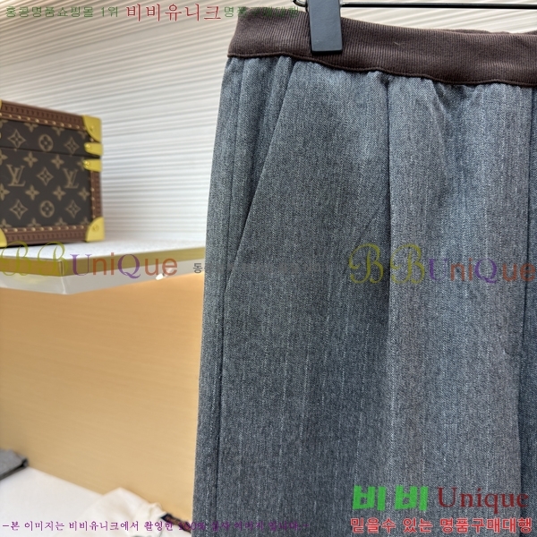 ���� �̿�*�� ���� 20MU25121713-2