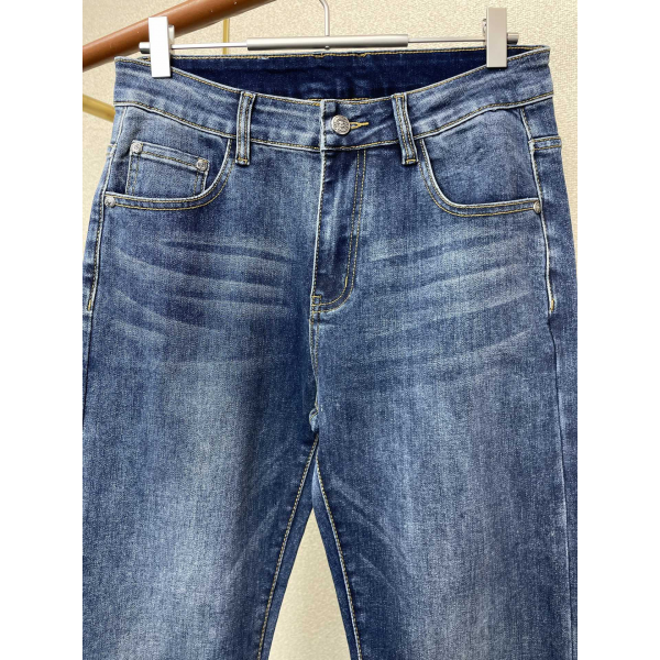 ���� ũ������ û���� CH245381