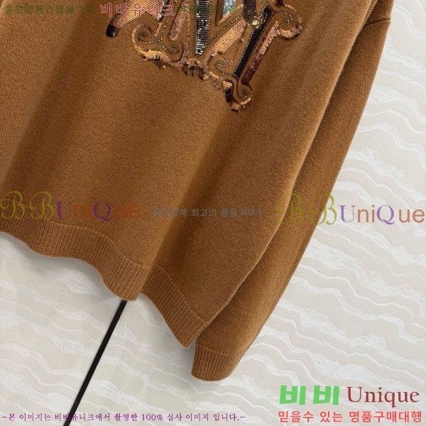 ���� ��**�� ������ MAXM0876-5