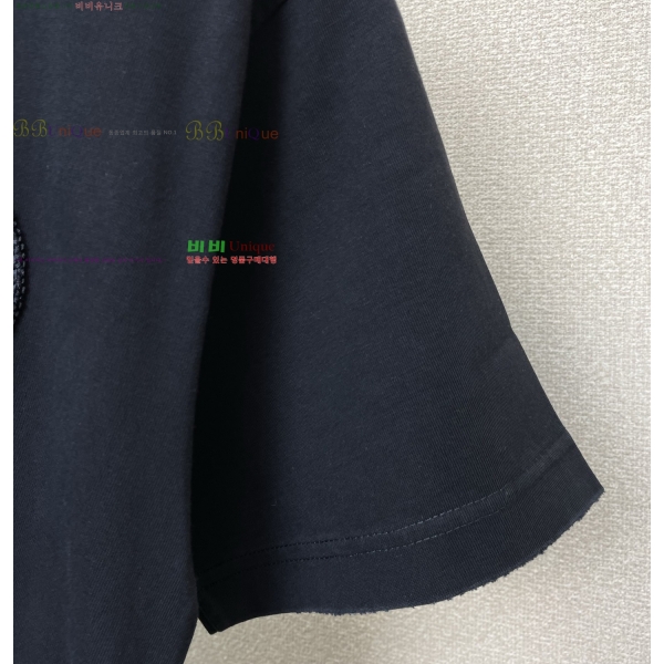 ���� ũ������ ���� Ƽ���� CH815733