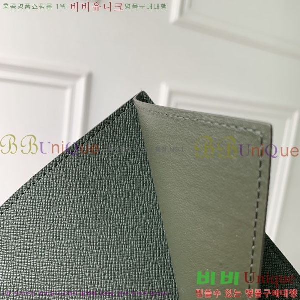 #���̺��� �н���Ʈ Ŀ�� M27054-101