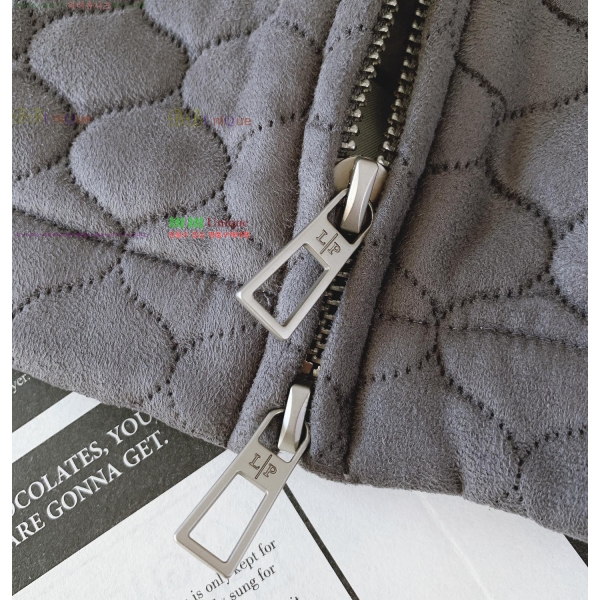 ���� �η�**�� �淮 �е� LP357841-1