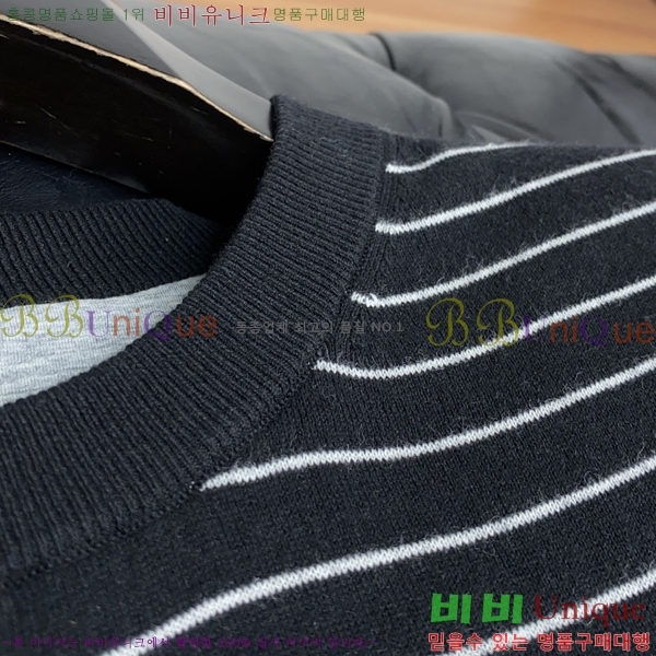 ���� ���ڷ� ��ġ�ڸ� ���� Ƽ���� BC7254716-1