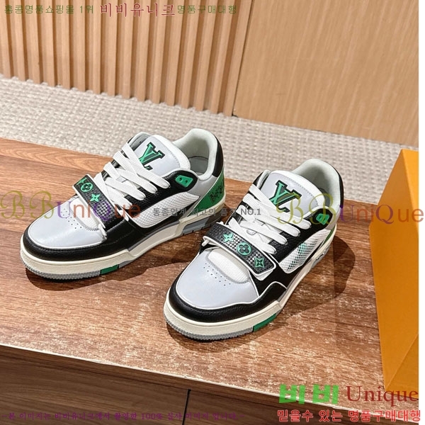 �������� LV Ʈ���̳� ����Ŀ�� LV511802-8