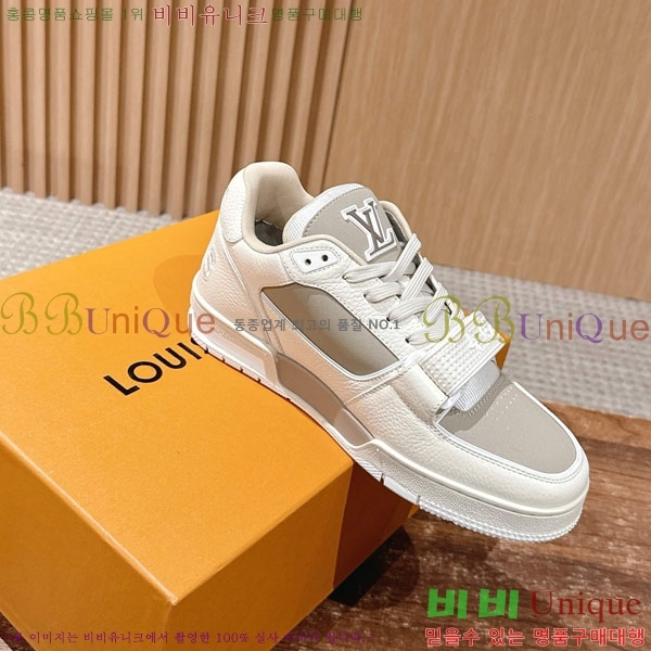 �������� LV Ʈ���̳� ����Ŀ�� LV511802-14