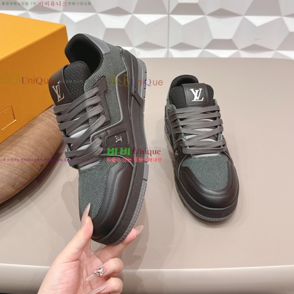 �������� LV Ʈ���̳� ����Ŀ�� 47LV262251-4