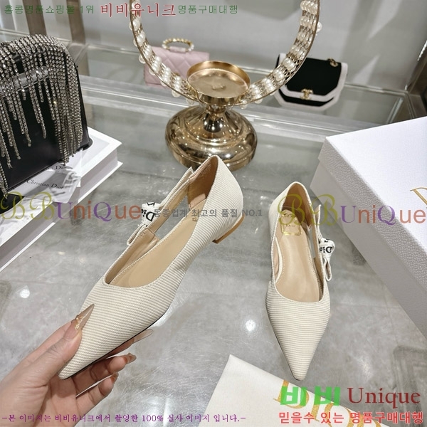 ���� ��� �÷����� 28DR571310-1