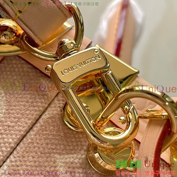 #���̺��� ���� �ڶ�� �߸��� M14592-2001