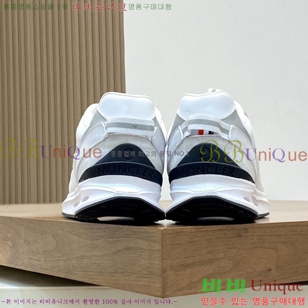 ���� ��**�� ����Ŀ�� MO592266-1