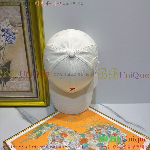 ��* ���� AM86924-4